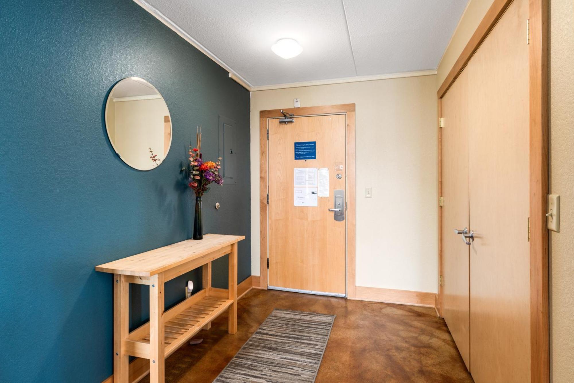 East Bay Suites Grand Marais Bagian luar foto